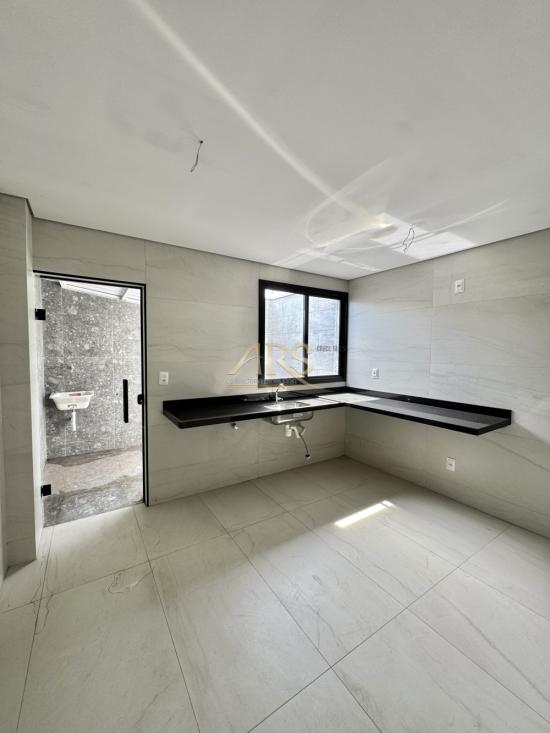 area-privativa-venda-guaruja-mansoes-betim-1080775