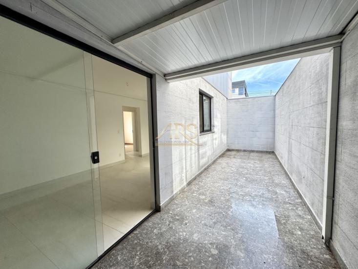 area-privativa-venda-guaruja-mansoes-betim-1080783
